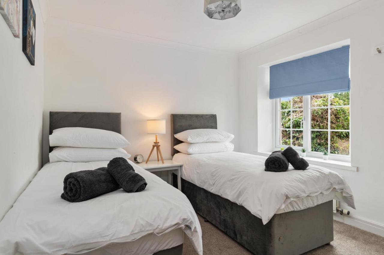 Ivydene - Beautiful Cottage, Stone Throw From Beach, Wonderful Sea Views Saundersfoot Exterior foto